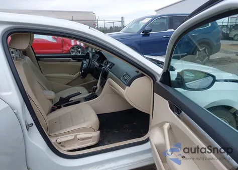 2017 Volkswagen Passat 1.8T Se from USA, damaged, VIN 1VWBT7A32HC039133